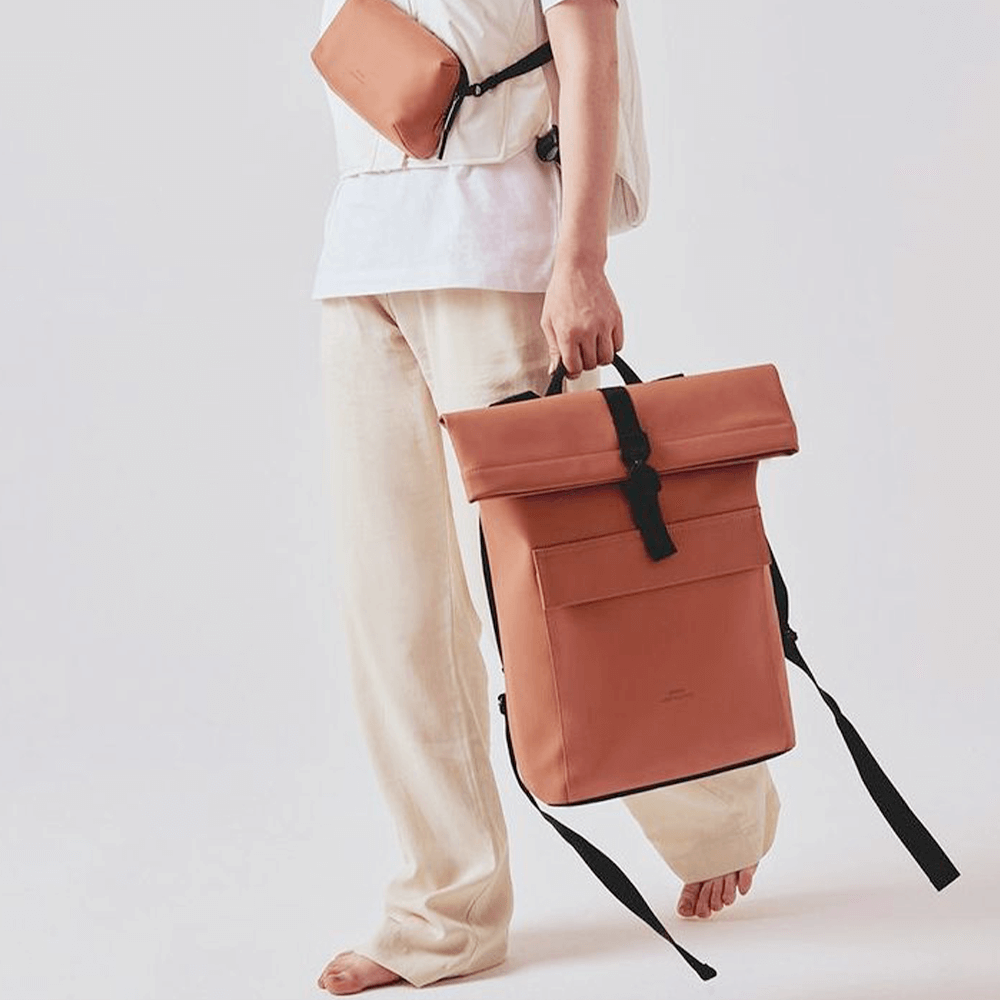 UA_jasper-mini-Backpack_arancione-amb