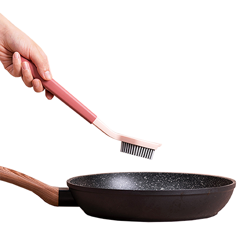 lifestyle-cleaningpotbrush-pink-1